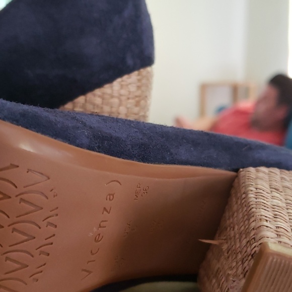 Vicenza by Anthropologie Shoes 6 - Picture 3 of 4